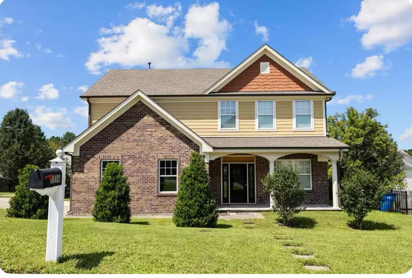 Eco-Friendly Building Practices's image